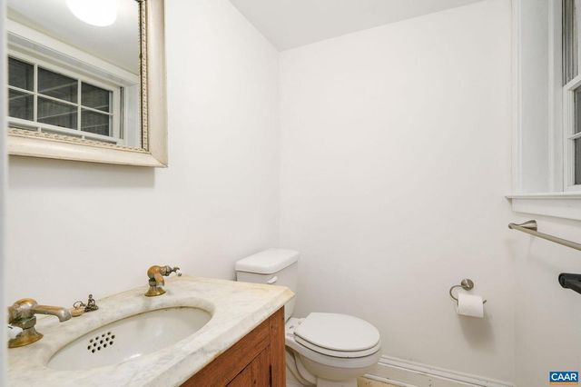 112 BOLLINGBROOK DR, Charlottesville, VA 22911