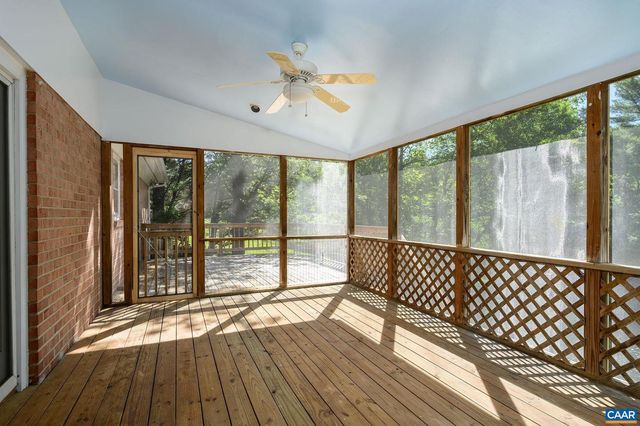 112 BOLLINGBROOK DR, Charlottesville, VA 22911