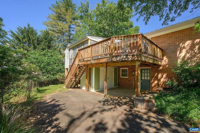 112 BOLLINGBROOK DR, Charlottesville, VA 22911