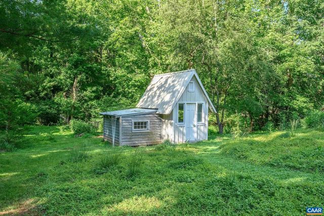 112 BOLLINGBROOK DR, Charlottesville, VA 22911