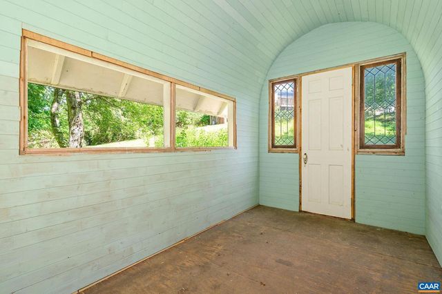 112 BOLLINGBROOK DR, Charlottesville, VA 22911