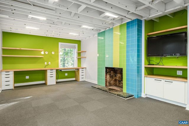 112 BOLLINGBROOK DR, Charlottesville, VA 22911