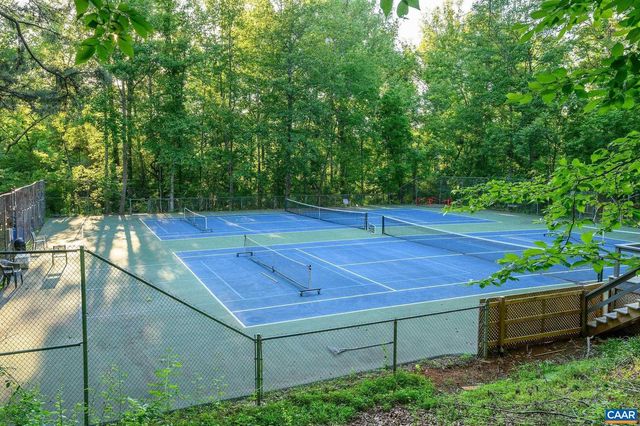 112 BOLLINGBROOK DR, Charlottesville, VA 22911