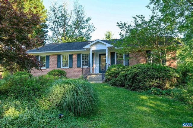 112 BOLLINGBROOK DR, Charlottesville, VA 22911
