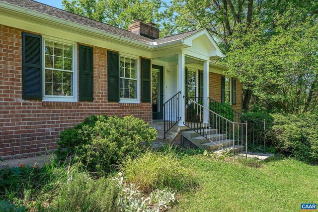 112 BOLLINGBROOK DR, Charlottesville, VA 22911