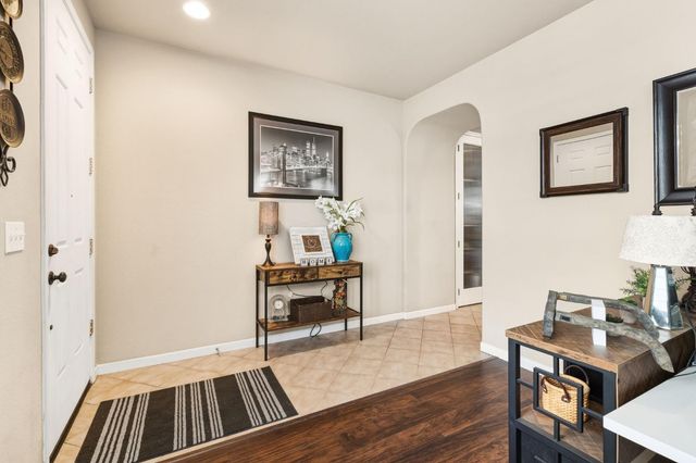 4601 Stuben Ct, Elk Grove, CA 95758