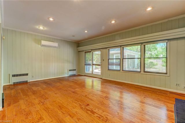 815 Main Street, Reidsville, NC 27320