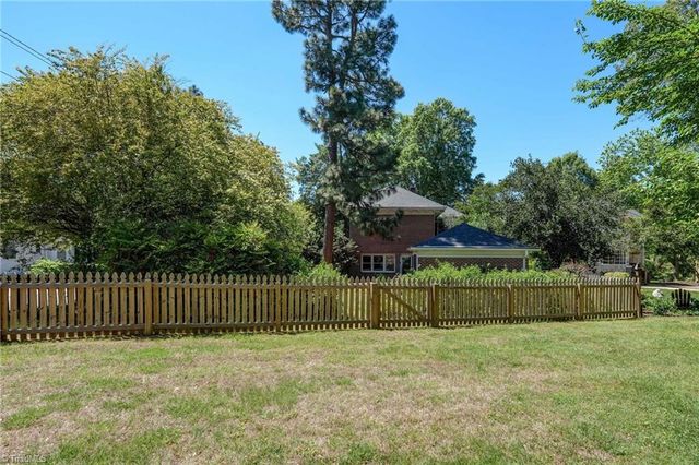 815 Main Street, Reidsville, NC 27320
