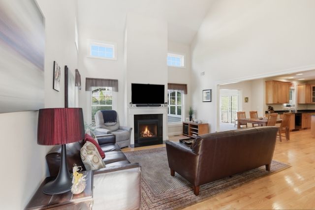 40 Winship Dr, Stoneham, MA 02180