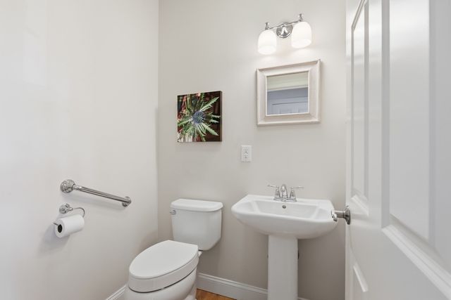 40 Winship Dr, Stoneham, MA 02180