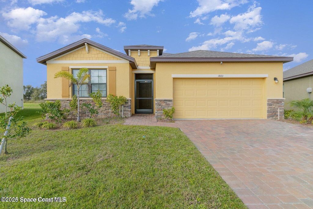 1883 Farmhouse Road SE, Palm Bay, FL 32909