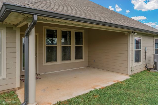 314 Ouachita Lane, Bossier City, LA 71112