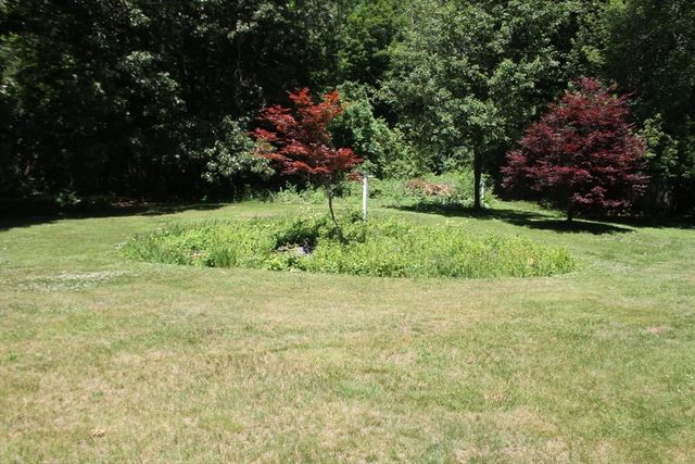 140 Millbury St, Grafton, MA 01519