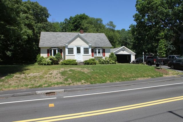 140 Millbury St, Grafton, MA 01519