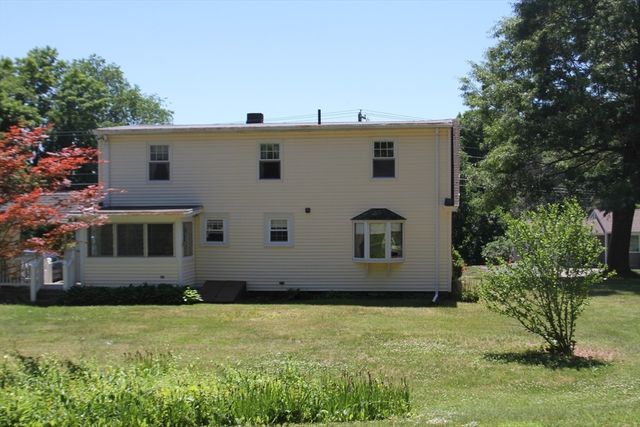 140 Millbury St, Grafton, MA 01519