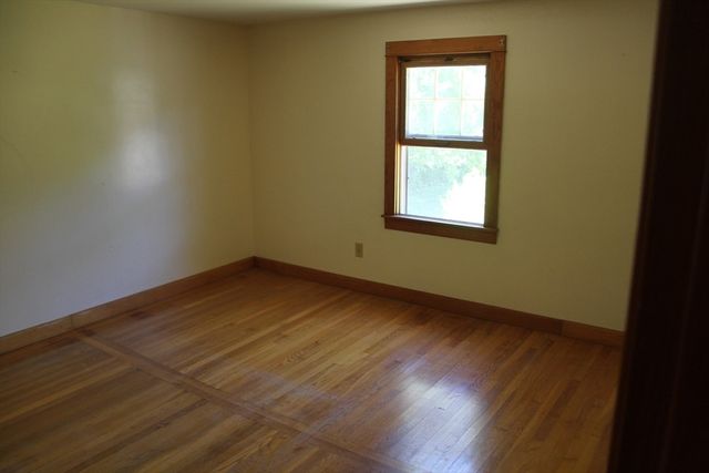 140 Millbury St, Grafton, MA 01519