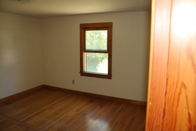 140 Millbury St, Grafton, MA 01519