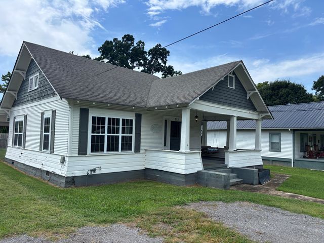 713 Cove Road, Chickamauga, GA 30707
