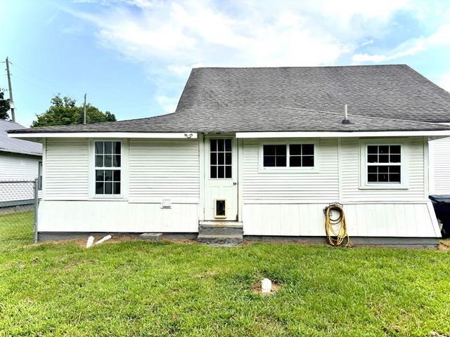 713 Cove Road, Chickamauga, GA 30707
