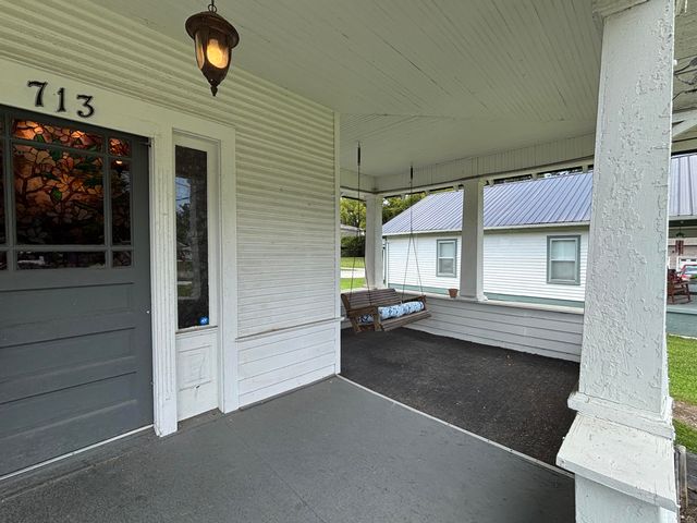 713 Cove Road, Chickamauga, GA 30707