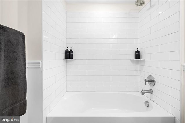 7815 EAST RD, Pasadena, MD 21122