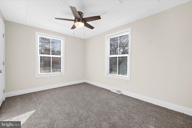 7815 EAST RD, Pasadena, MD 21122