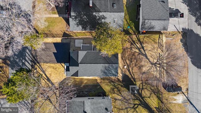 7815 EAST RD, Pasadena, MD 21122