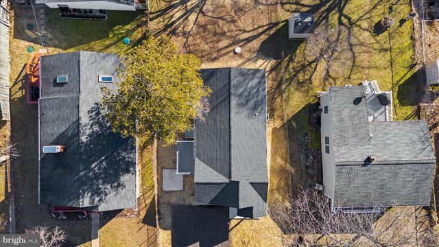 7815 EAST RD, Pasadena, MD 21122