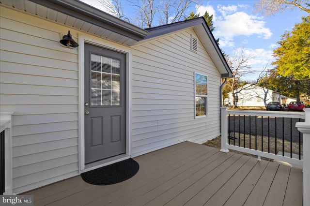 7815 EAST RD, Pasadena, MD 21122