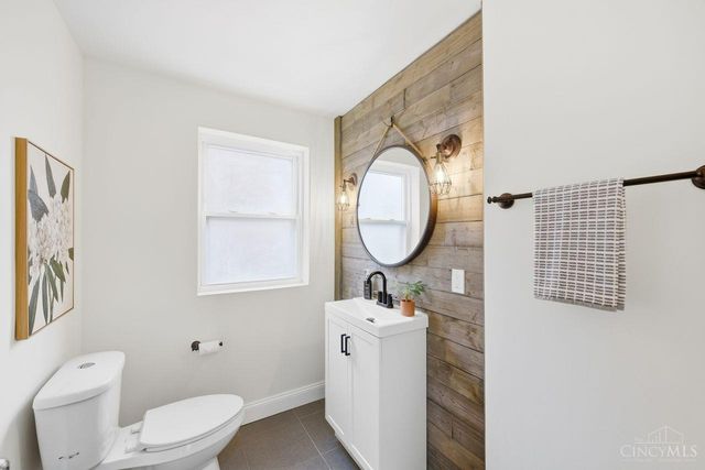 3628 Solar Vista Place, Cincinnati, OH 45213