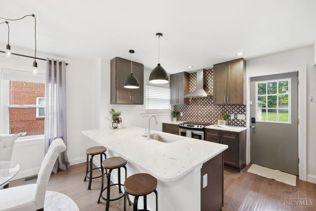 3628 Solar Vista Place, Cincinnati, OH 45213