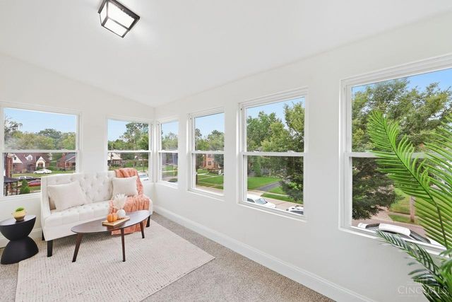 3628 Solar Vista Place, Cincinnati, OH 45213