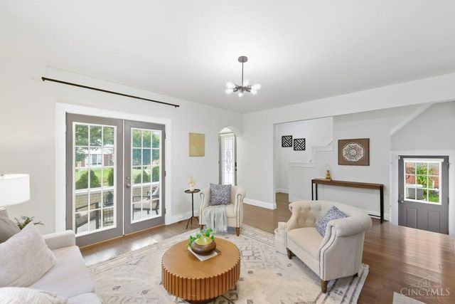3628 Solar Vista Place, Cincinnati, OH 45213