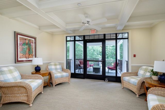 100 Shepards Cove Rd Unit G305, Kittery, ME 03904