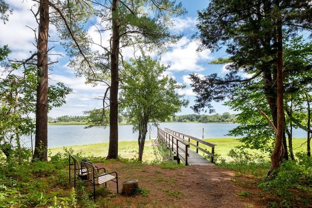 100 Shepards Cove Rd Unit G305, Kittery, ME 03904