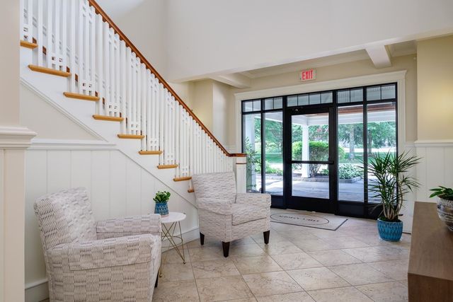 100 Shepards Cove Rd Unit G305, Kittery, ME 03904