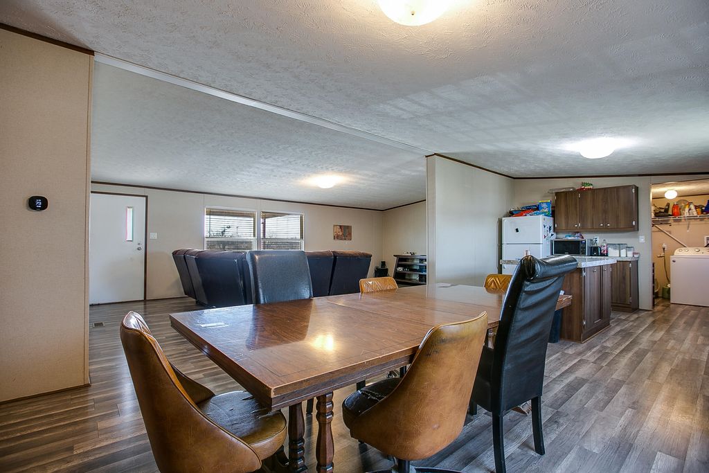 Image 15 of property listing at 250 W Waco Street, Paint Rock, TX 76866