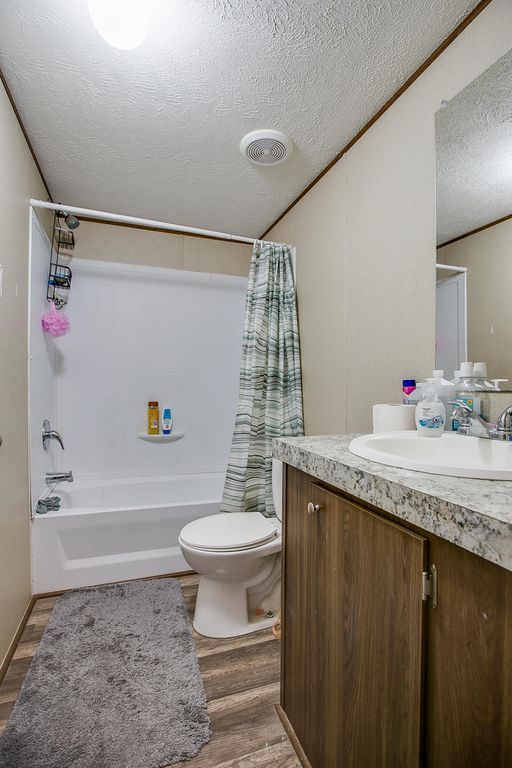 Image 24 of property listing at 250 W Waco Street, Paint Rock, TX 76866