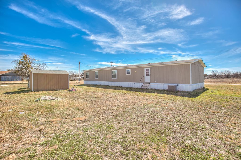 Image 27 of property listing at 250 W Waco Street, Paint Rock, TX 76866