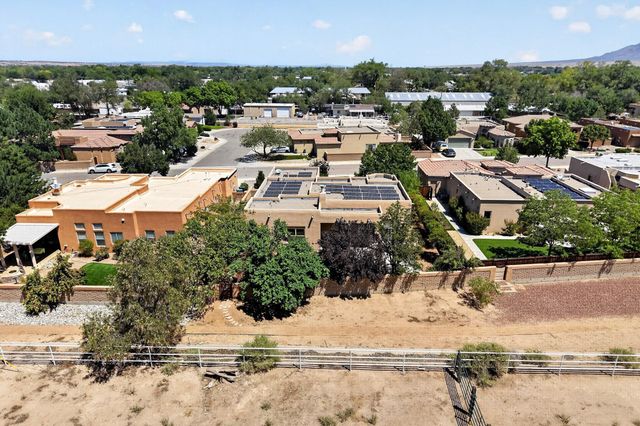316 Cielito Lindo Place NW, Albuquerque, NM 87114