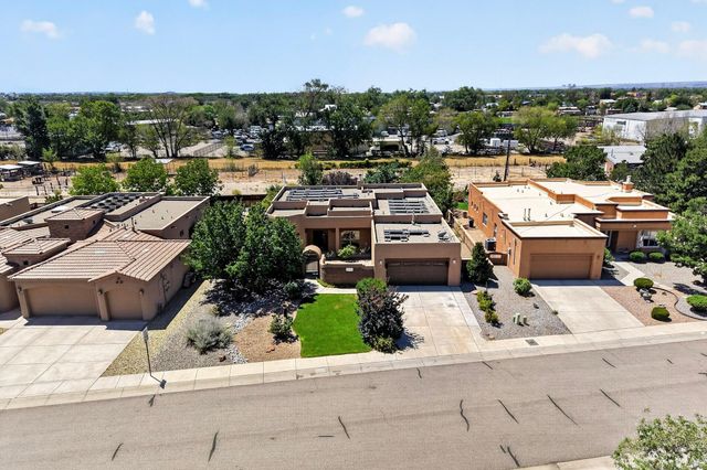 316 Cielito Lindo Place NW, Albuquerque, NM 87114
