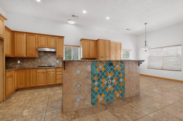 316 Cielito Lindo Place NW, Albuquerque, NM 87114