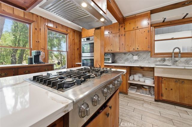 9522 La Canada, Sunland, CA 91040
