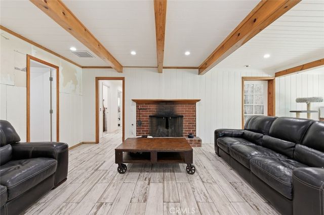 9522 La Canada, Sunland, CA 91040