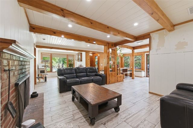 9522 La Canada, Sunland, CA 91040