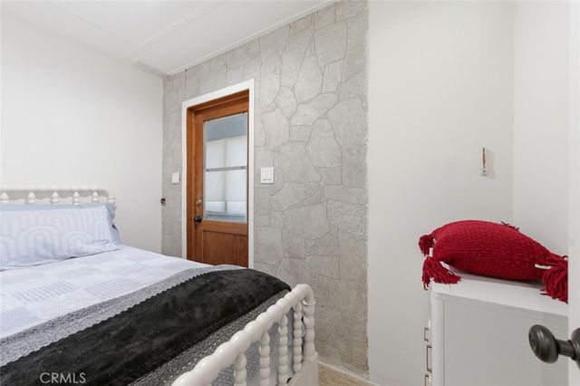 9522 La Canada, Sunland, CA 91040