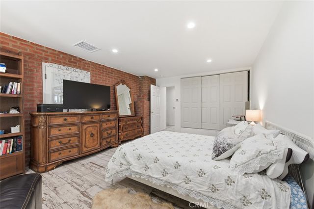 9522 La Canada, Sunland, CA 91040