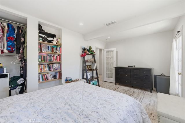 9522 La Canada, Sunland, CA 91040