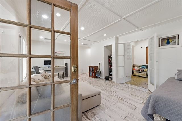 9522 La Canada, Sunland, CA 91040