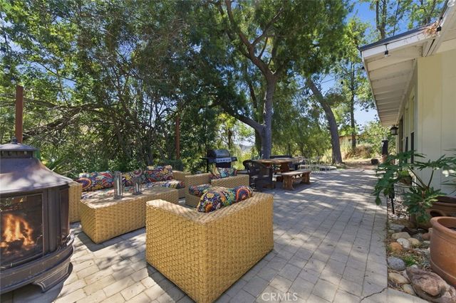 9522 La Canada, Sunland, CA 91040